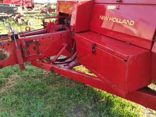 Pres New Holland 370