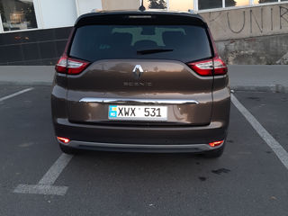 Renault Grand Scenic foto 2