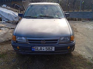 Opel Astra foto 3