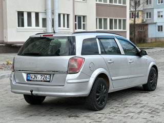 Opel Astra foto 3