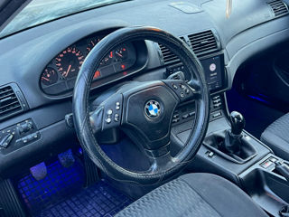 BMW 3 Series foto 9