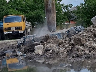 Iazuri, baraje, drumuri, demolări foto 9