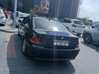 BMW 7 Series foto 4