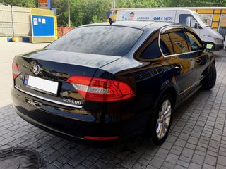 Volkswagen Passat foto 7