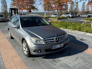 Mercedes C-Class foto 3