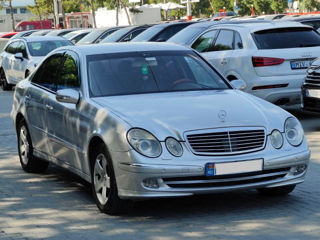 Mercedes E-Class foto 4