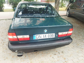 BMW 5 Series foto 4