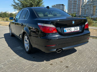 BMW 5 Series foto 4