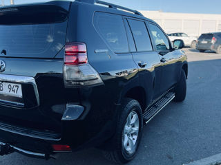 Toyota Land Cruiser Prado foto 4