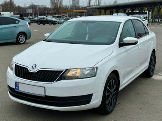 Skoda Rapid foto 1