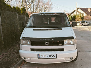 Volkswagen Transporter foto 2