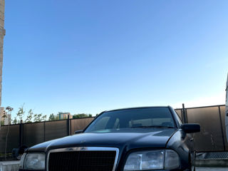 Mercedes C Класс