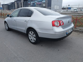 Chirie auto - rent a car  passat В6 1,9 tdi машина свободна viber / whatsapp foto 8