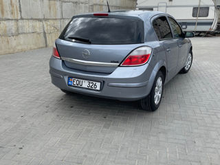 Opel Astra foto 3