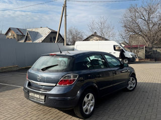 Opel Astra foto 4