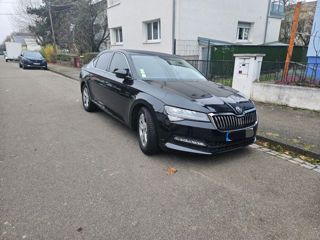 Skoda Superb foto 3