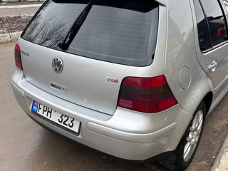 Volkswagen Golf foto 4