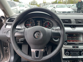 Volkswagen Passat foto 8