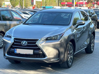 Lexus NX Series foto 1