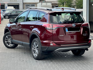 Toyota Rav 4 foto 3