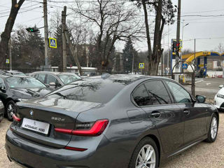 BMW 3 Series foto 6