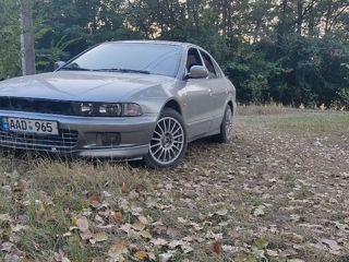 Mitsubishi Galant