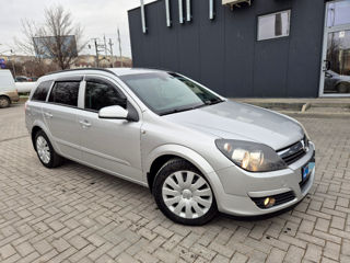 Opel Astra foto 3