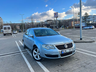 Volkswagen Passat foto 2