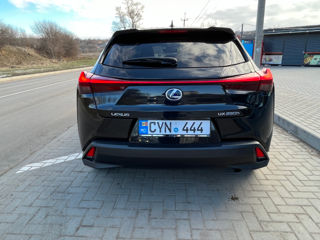 Lexus UX foto 4