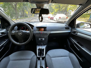 Opel Astra foto 8