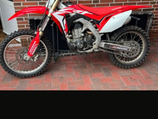 Honda CRF foto 2