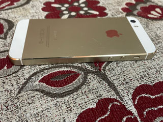 iPhone 5s gold 16gb foto 9