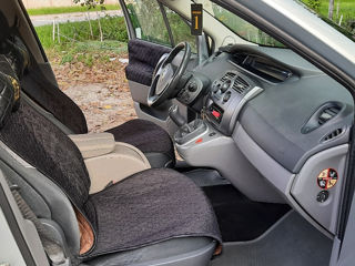 Renault Scenic foto 8