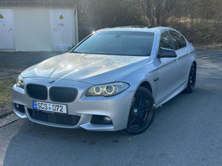 BMW 5 Series foto 3