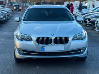 BMW 5 Series foto 4