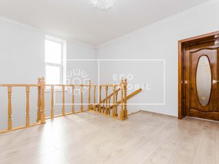 Vânzare, casa în 2 nivele cu reparație, Schinoasa, 6 ari, 180000€ foto 11