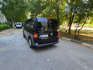 Volkswagen Caravelle foto 5