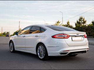 Ford Mondeo foto 3