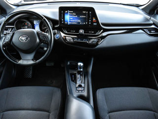 Toyota C-HR foto 7