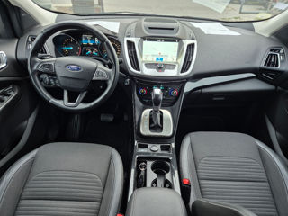 Ford Kuga foto 6