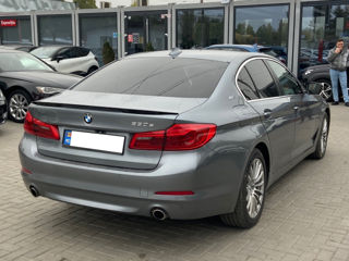 BMW 5 Series foto 5