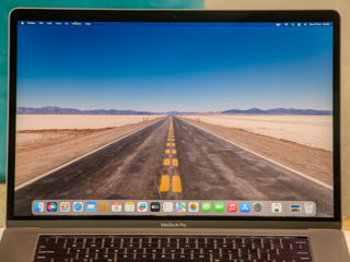 Macbook Pro 15 2019/ Core I7 9750H/ 32Gb Ram/ Radeon Pro 560X/ 500Gb SSD/ 15.4" Retina!! foto 8