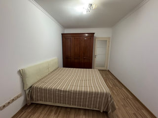 Apartament cu 2 camere, 98 m², Botanica, Chișinău foto 6