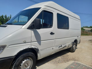 Mercedes 208D foto 1