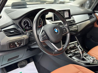 BMW 2 Series Active Tourer foto 9