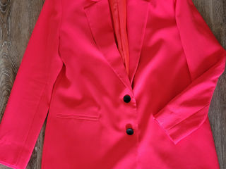 Пиджак женский цвет фуксия ярко розовый