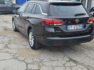 Opel Astra foto 4