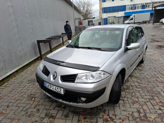 Renault Megane foto 2