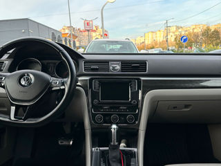 Volkswagen Passat foto 8