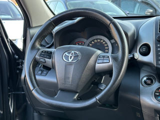 Toyota Rav 4 foto 9